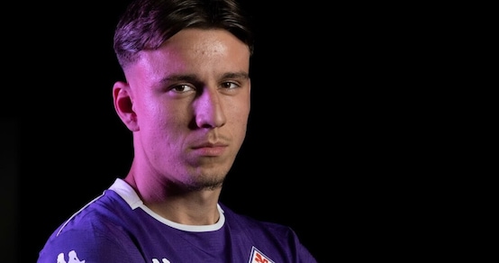 Kospo è un giocatore della Fiorentina: arriva dal Barcellona, c'è l'annuncio ufficiale