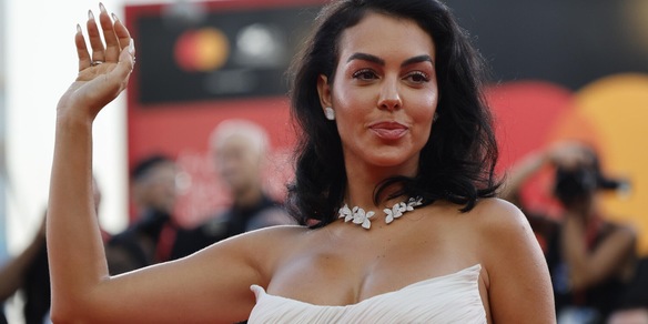 Georgina Rodriguez sbarca nell'immobiliare, ecco le case favolose che affitta