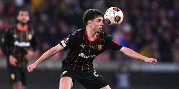 Roma, El Aynaoui attaccato sui social: "Vogliamo Rios". Il calciatore disattiva i commenti