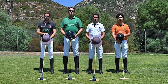 Marco Pala sale a cavallo: "La Francia, Bergamo e Roma, ma giocare a polo in Sardegna è magia"