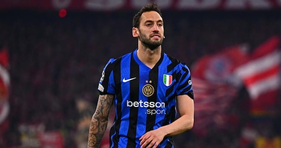 Calhanoglu e l'Inter, si decide tutto: quando ci sarà il confronto da dentro o fuori