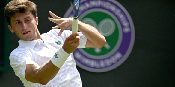 Tennis, riecco Nardi: batte Shapovalov e vola al terzo turno di Cincinnati