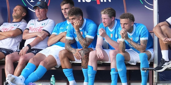 Napoli stremato: Conte va ko all'esordio