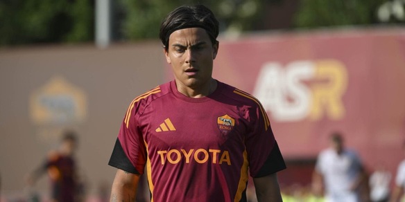 Kaiserslautern-Roma, Dybala non è tra i convocati giallorossi: il motivo del forfait
