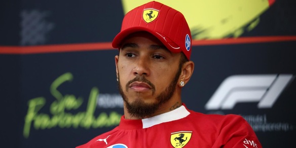 Tracollo Hamilton, è buio pesto: la frase sulla Ferrari che spaventa i tifosi