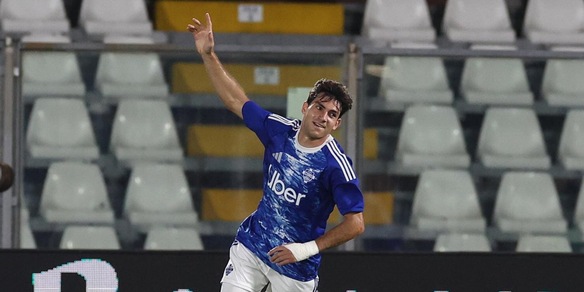 Il bomber dell'estate 2025: ancora uno scatto di Azon