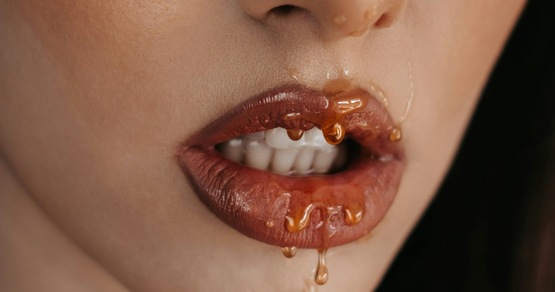 Dimenticate ostriche e champagne: svelati i 5 cibi migliori per fare del sesso fantastico