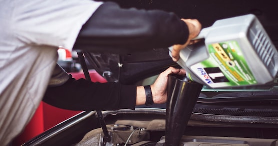 I 4 errori che causano più guasti all'auto in estate