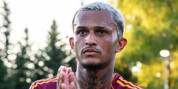 Roma, tutti pazzi per Wesley: l'esordio fa sognare i tifosi e Gasperini