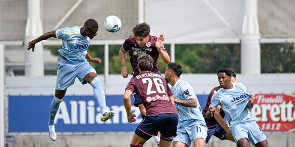 Juve, pari con la Reggiana: non bastano i gol di Vlahovic e Conceicao, rivivi la diretta