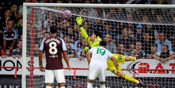 La Roma travolta dall'Aston Villa: Buendia, Ramsey, Watkins e Malen calano il poker