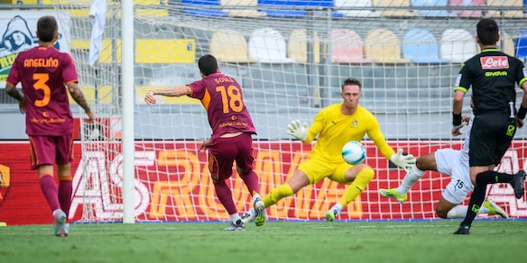 Roma, Cristante e Soulè non bastano: finisce in parità l'ultima amichevole estiva con il Neom