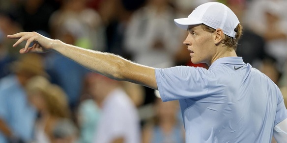 Lo sfogo di Sinner: "Mi dispiace, ma nella notte sono peggiorato"