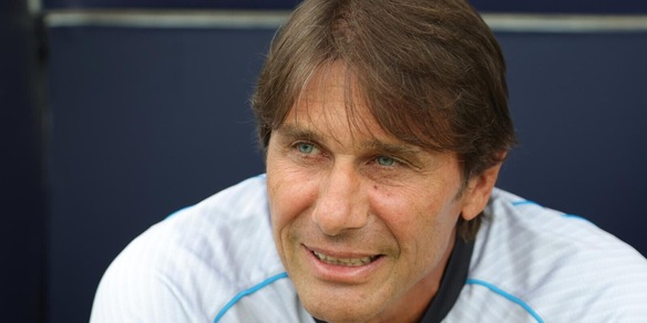 Conte: "Il primo a vincere due scudetti col Napoli? Stiamo belli calmi. L'importante è..."