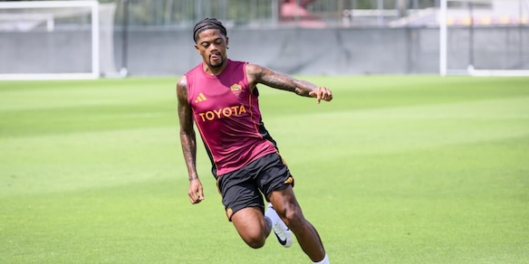 Bailey, 50 giorni dopo: il viaggio del barbiere, il mare, la famiglia. Ora è pronto a prendersi la Roma