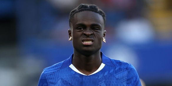 George: corsa, esplosività e già due titoli. Ecco il baby Saka che si avvicina alla Roma