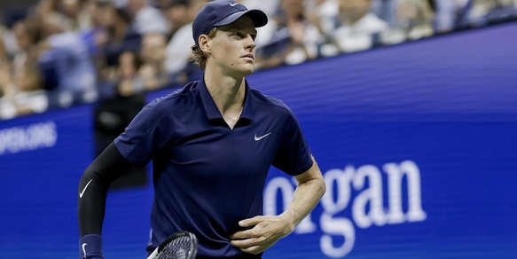 Sinner e il dolore all'addome accusato contro Auger-Aliassime: come sta e cosa farà per la finale contro Alcaraz