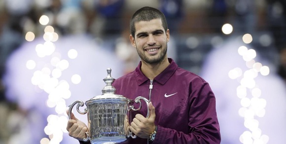 Alcaraz e le 10 persone che vivono con lui ventiquattro ore al giorno: dal medico alla psicologa al professore, tutti i nomi