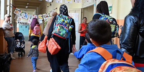 Ucei, pericoloso minuto silenzio a scuola solo per Gaza