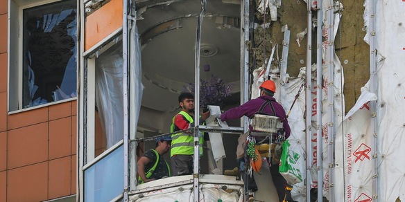 Mosca, abbattuti 221 droni ucraini durante la notte