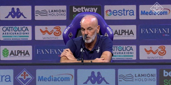 Pioli: "Emozionato per il ritorno a Firenze. Napoli favorito per lo Scudetto"