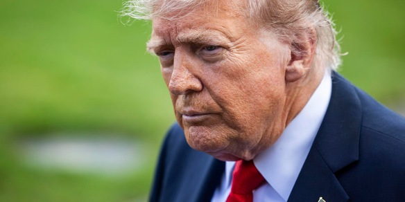 Trump, Paesi Nato impongano dazi dal 50% al 100% alla Cina