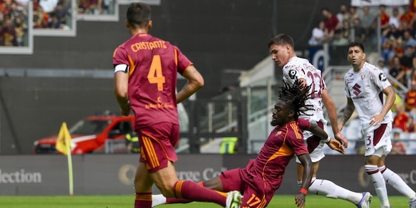 Roma, prima sconfitta in campionato con il Torino: decide Simeone