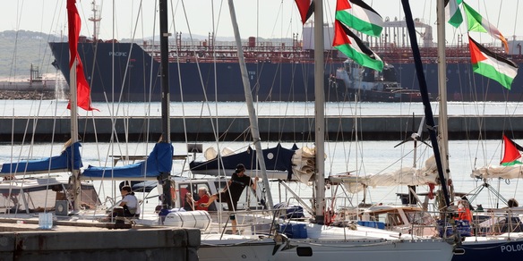 Alla Festa dell'Unità collegamento video con Flotilla