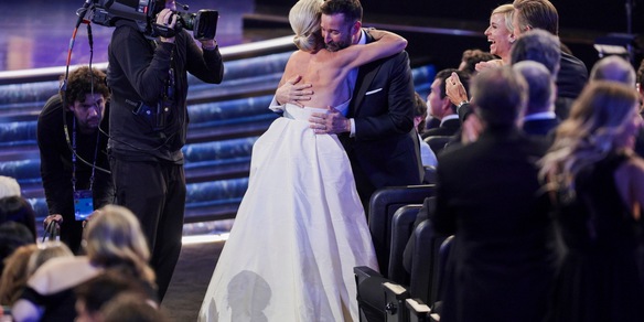 The Pitt, Adolescence e The Studio trionfano agli Emmy 2025