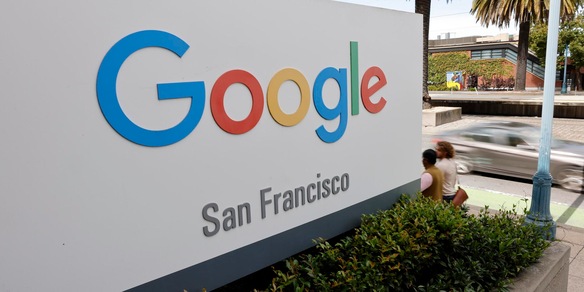 Google sale a Wall Street del 3,7%, vale 3.000 miliardi