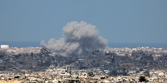 Media, 'almeno 62 uccisi nella Striscia, 52 a Gaza City'