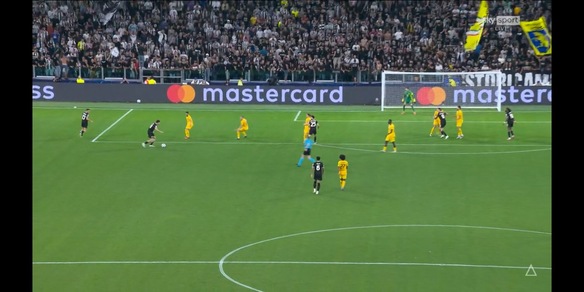 Yildiz, magia alla Del Piero: la sequenza del gol contro il Borussia Dortmund