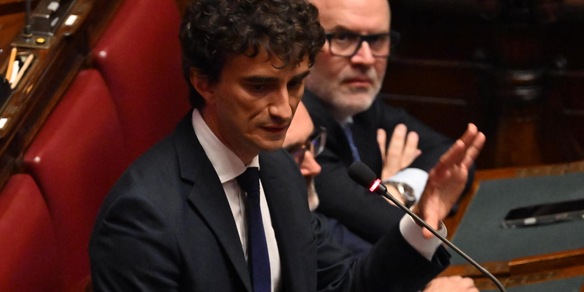 Bignami (FdI) scrive a Fontana, la Camera ricordi Kirk