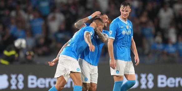 Napoli-Pisa 3-2: tris con Gilmour, Spinazzola e Lucca, Conte è primo