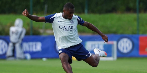 Inter, Bonny non si allena: a rischio il match contro il Cagliari