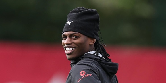 Milan, Leao si allena: contro il Napoli ci sarà