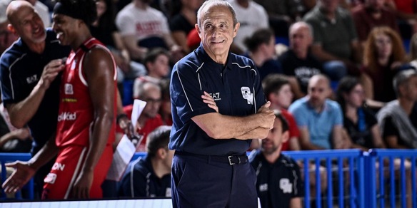 Olimpia nel ricordo di Re Giorgio, la sfida alla Virtus. Brescia e Trento ci provano: riparte il grande basket