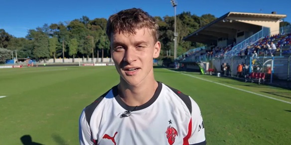 È il figlio di una leggenda del calcio mondiale. Gioca in Italia ed è una promessa del Milan. Lo avete riconosciuto?