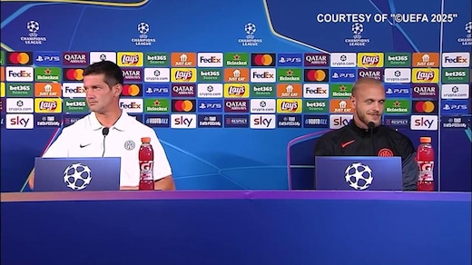 Chivu e il gesto scaramantico che fa ridere la sala stampa