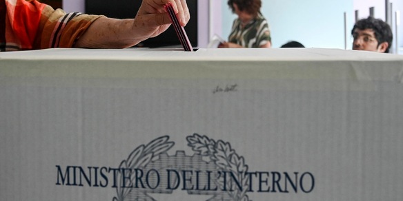 Nelle Marche cala l'affluenza, attorno al 50%