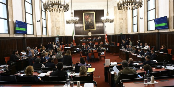 Consiglio comunale di Milano approva vendita stadio San Siro