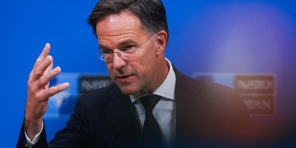 Ue-Nato, 'Ucraina prima linea di difesa, aumentare aiuti'