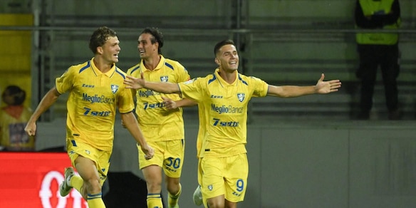 Serie B, il Frosinone batte il Cesena e conquista il primato in classifica