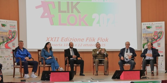 A Caserta si corre con i bersaglieri: al via la XXII edizione della Flik Flok