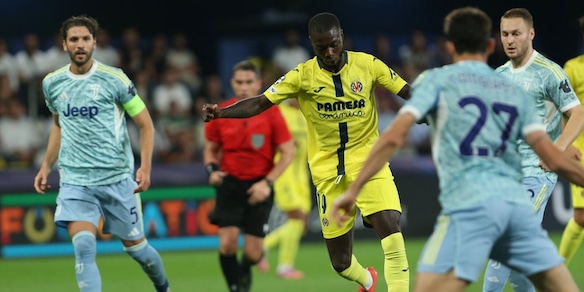 Villarreal-Juve 2-2, la moviola: Kovacs usa l'esperienza, su Adzic non c'è rigore