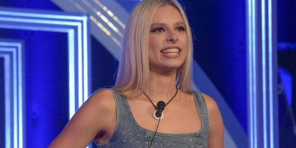 Grande Fratello, Giulia Soponariu e le frasi su napoletani e disabili. È polemica