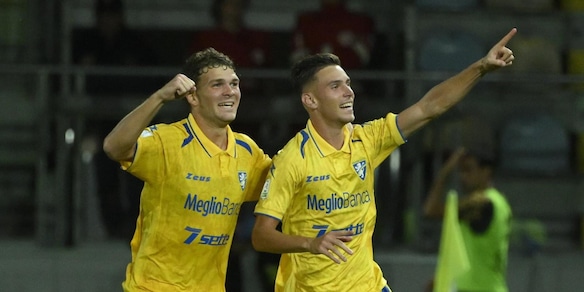 Il Frosinone di Alvini vola, adesso l'esame Venezia: quote e pronostico