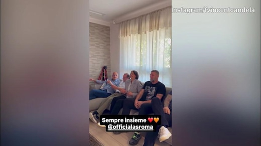 Candela davanti alla tv con amici per non perdersi la Roma