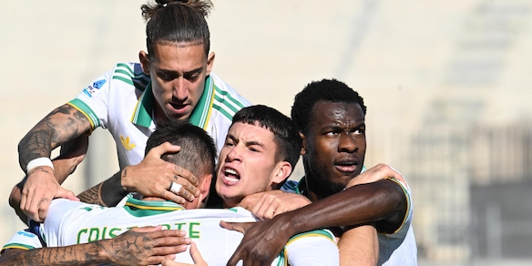 La Roma batte la Fiorentina e resta capolista