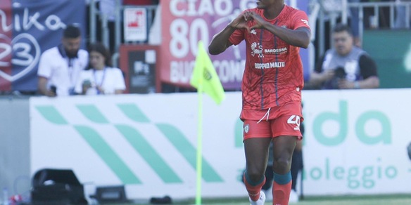 Cagliari: Mina infortunato, a rischio col Bologna